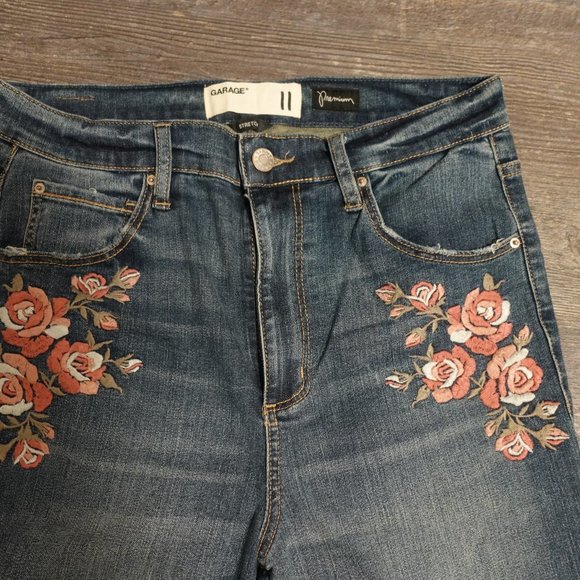 Ultra High Rise Ripped Skinny Jeans - Picture 6 of 8